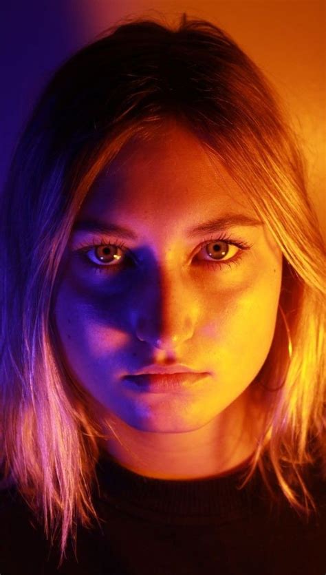 Pin By Stephon Watson On Dramatic Lighting Colorful Portrait