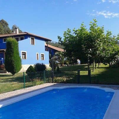 Casa rural completa con capacidad hasta 22 plazas. Apartamentos Casa Bego en Cudillero de Asturias desde 20,00€