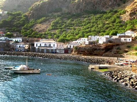 As relações do brasil com cabo verde são de ordem cultural, têm um profundo respaldo na história dos nossos povos, há afinidades de toda a ordem entre o brasil e depois da visita a brasília, o presidente de cabo verde, juntamente com o chefe de estado português, marcelo rebelo de sousa. Um abraço: Geografia de Cabo Verde