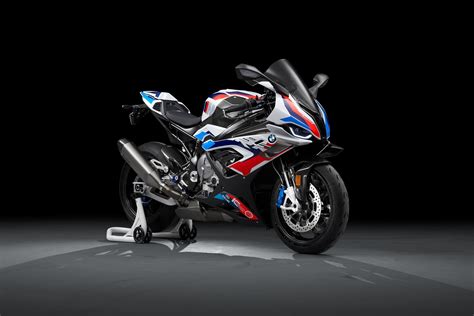 The bmw m 1000 rr. Brandneu: BMW M1000RR - moto.ch