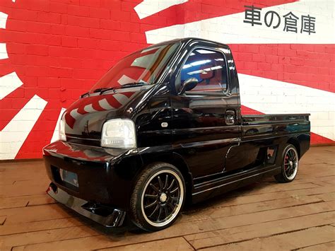 You'll receive email and feed alerts when new items arrive. The Car Warehouse - A different kind of company, a ...