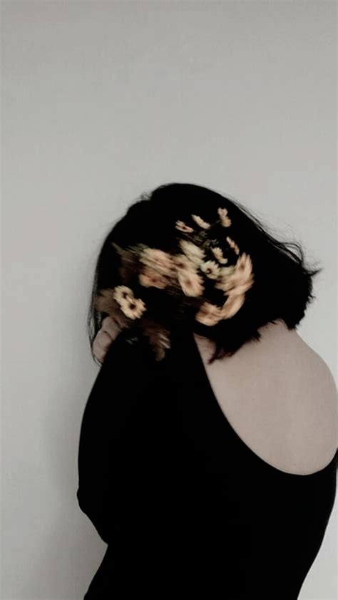 Aesthetic Girl Hidden Face Wallpapers Wallpaper Cave