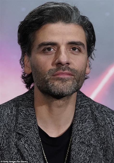 It's not a bad gig—but the actor doesn't seem to harbor any dreams of returning to the franchise to reprise his role as poe dameron, the headstrong pilot caught in a forever fanfic with john boyega's finn. Star Wars: Rise Of Skywalker's Oscar Isaac reflects on his ...