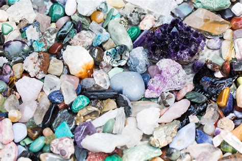 A pair of swallows is the symbol of love. Magnifying Self Affirmations with Healing Crystals