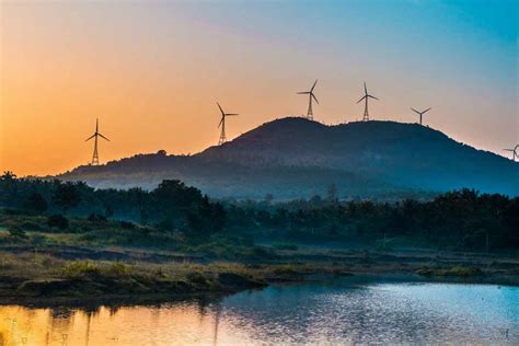 Maybe you would like to learn more about one of these? Energía eólica. Qué es y sus ventajas y desventajas