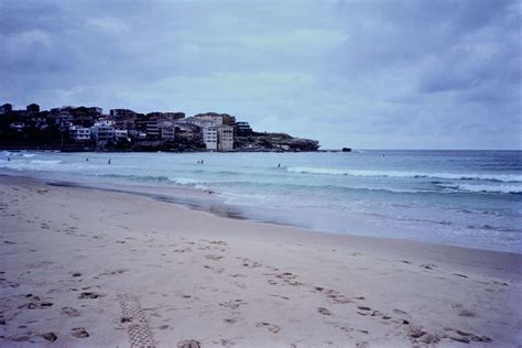 A Topless Beach Suburgan Sydney Bondi Beach A Topless Be Flickr