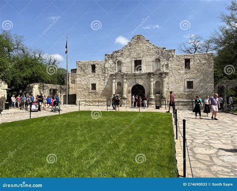 Outside Of The Alamo Editorial Stock Photo Image Of View 274690033