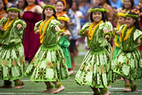 Traditional Dancers Hula Dance In Hawaii Image Free Stock Photo Public Domain Photo Cc Images