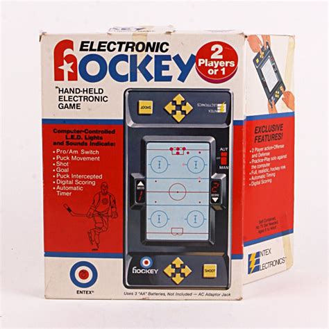 Hockey Vintage 1979 Handheld Electronic Sports Game Entex Vintage