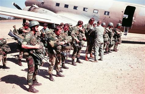 Enrique262 Rhodesian Bush War Rhodesian Paratroopers Prepare To