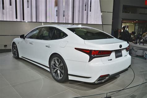 The 2020 lexus is350 f sport isn't as f sporty as it should be. 2018 Lexus LS500 F Sport - Air-Ride, Active 4WS + Live ...
