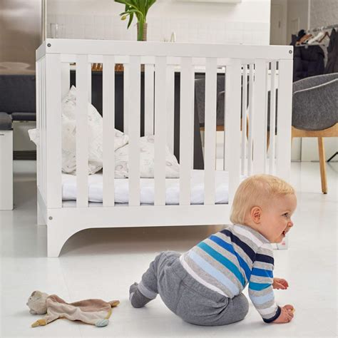 Meist geht es mit dem krabbeln zwischen dem siebten und. 56 Best Images Wann Beginnen Kinder Zu Krabbeln / Ab wann ...