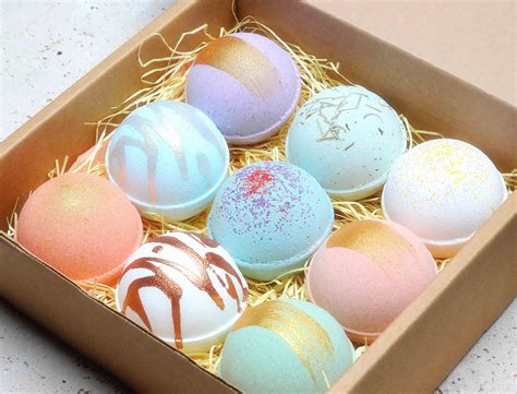 Check spelling or type a new query. Bath bomb gift box - Latika Body Essentials
