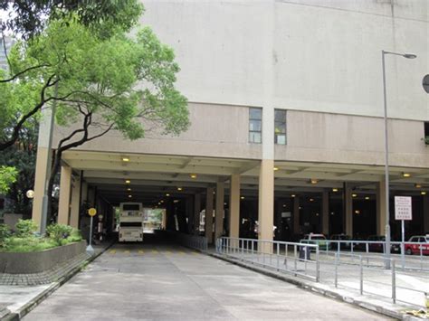 大埔官立中學（英語：tai po government secondary school）創立於1984年9月，是一所政府開辦的全日制男女文法官立中學。該校一直以英語為教學語言。到1996/97學年為響應母語教學，當時中一五班之中只開了一班以英文為教學語言的中一班。 太和總站 | 香港巴士大典 | Fandom