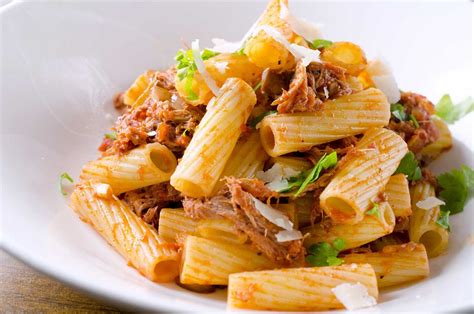 Let's go find some bbq side dish recipes! Recipe for Pulled Pork Rigatoni - Life's Ambrosia Life's ...