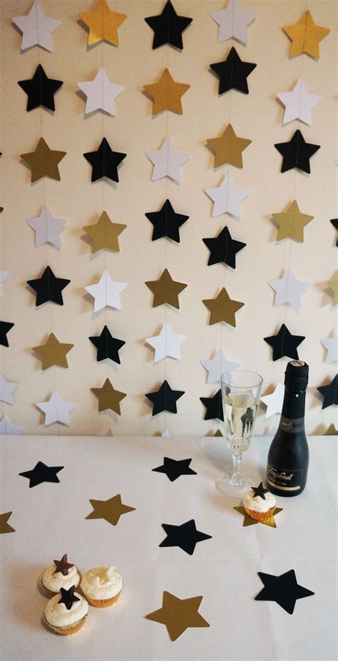 None other than a hollywood themed party and a really fun night. Hollywood/Oscars/Award Show Party: Star garland in gold ...