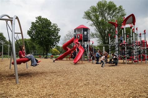 Park Master Plans High Bids Worry Some But Are In Good Taste The Daily Iowan
