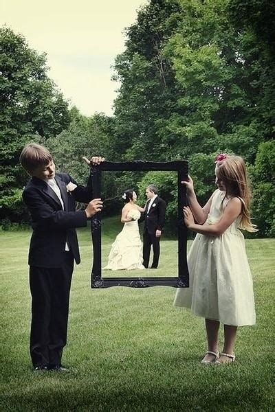 Maybe you would like to learn more about one of these? 30 ideas para hacer fotos de bodas originales y creativas