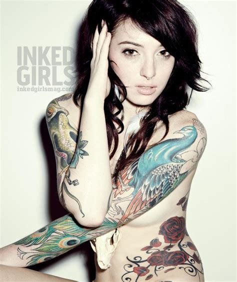 This is a lovely lotus tattoo. World's Most Popular Tattoo For Female: Best Chest Tattoo ...