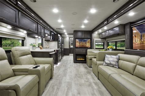 Our picks for the top three class a diesel motorhomes for sale include a variety of brands that offer the very best in luxury rv living. Aria Class A Diesel Motorhomes | Thor Motor Coach in 2020 ...