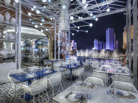 Take In These Spectacular Views While You Dine Vegas Restaurants Las