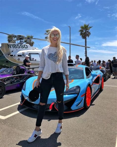 Meet Alexandra Mary Hirschi Aka Supercar Blondie Who Reviews