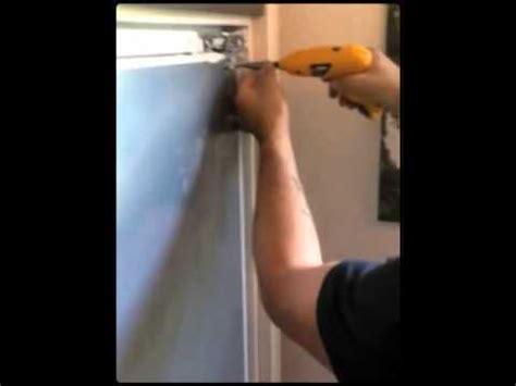 Bei ausfall eines scharnieres für topfdurchmesser 42, ist es funktionsbedingt notwendig, alle scharniere der tür durch die scharniere dieses reparatursatzes (für. Thilos Haushaltsgeräte Reparatur Service Einbau ...