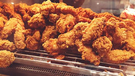 This Restaurant Serves The Best Fried Chicken In Minnesota Iheart
