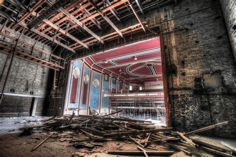 17 Beautiful Pictures Of Abandoned Buildings Captured By Urban Explorer