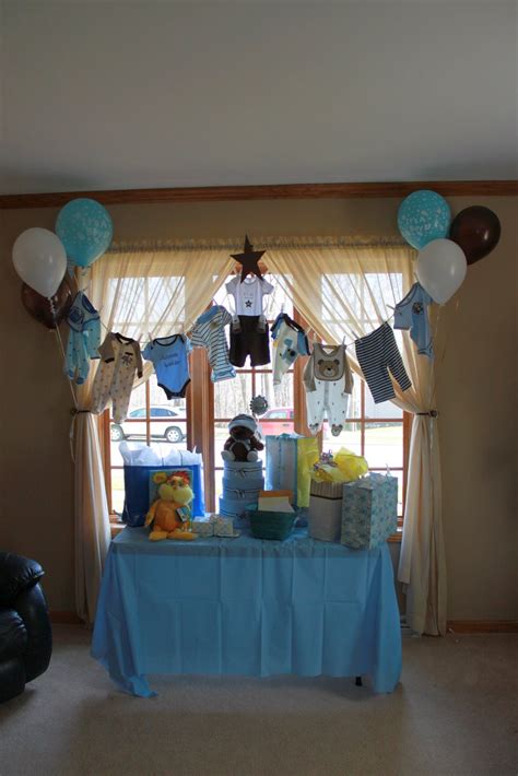 1) onesie decoration mom can never have too many onesies for her new baby. baby shower onesie clothesline | 19 Photos of the ...