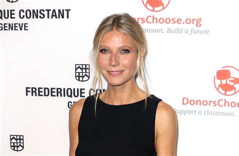 Gwyneth Paltrow Gives Anal Sex Tips And Teaches Old Women How To Have