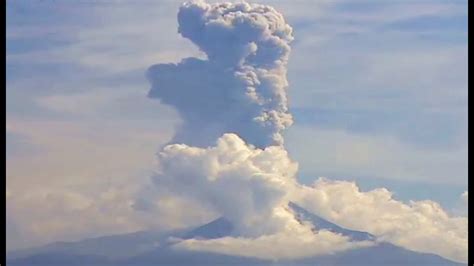Mexico Volcano Of Fire Spews Huge Ash Cloud 3 Kilometers Into The Sky
