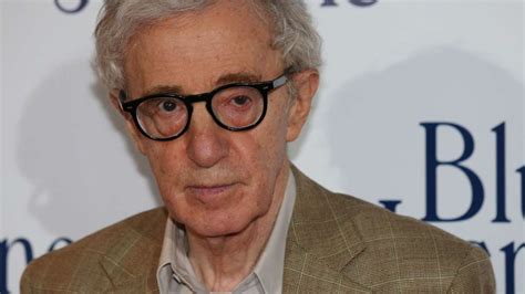 Von 1980 bis 1992 war mia farrow die lebensgefährtin von regisseur woody allen, hatte die vorwürfe 1992 erstmals erhoben. Tochter wirft Woody Allen sexuellen Missbrauch vor | Boulevard