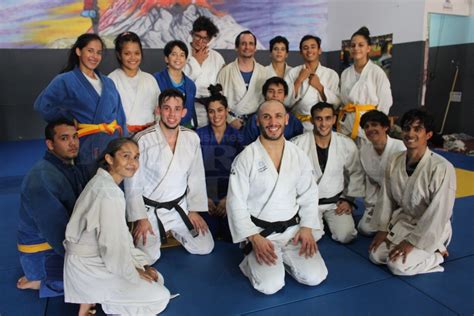 Lucenti perdió ante el subcampeón mundial. Emmanuel Lucenti : "Estar en un Juego Olímpico es ...