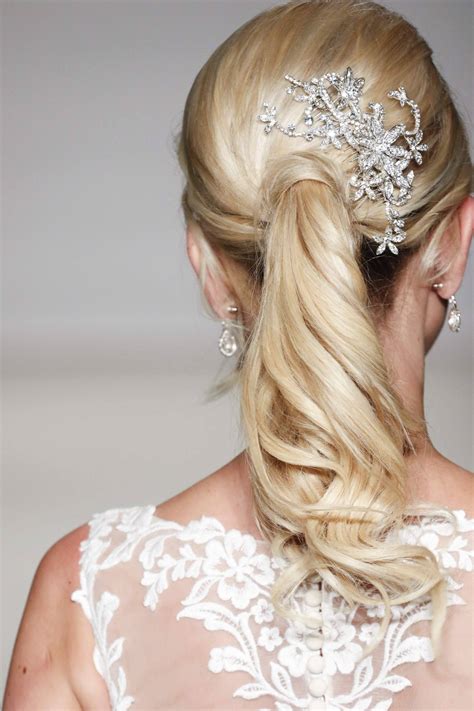 Bridal Ponytail Hairstyles For The Experimental Bride