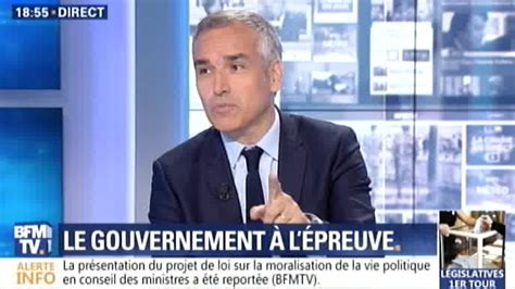 Cliquez sur le lecteur, la diffusion s'ouvrira sur le site officiel de la bfmtv. Bfm Direct Journaliste - Confinement Renforce Les Mesures ...