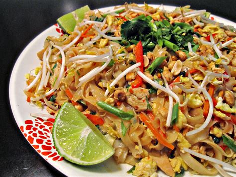 These are the eight healthy thai food menu items r.d.s always spring for. Phat Thai - Wickedfood