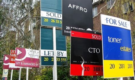 But it's important to note that the property market did not crash! UK property: House prices hit record high at end of 2020 ...
