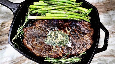 Skillet Garlic Butter Herb Steak Recipe Make This Steak Recipe For Dinner Tonight Youtube