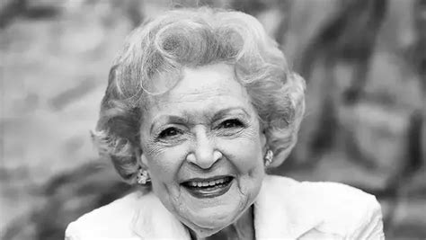Betty White Biography Cause Of Death Age Net Worth And Movies