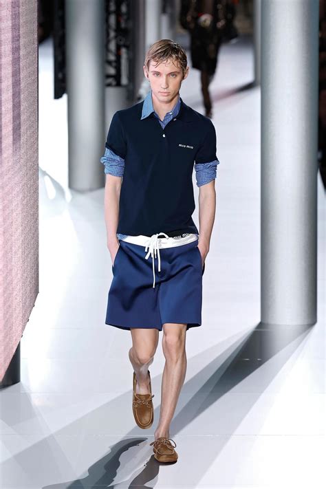 Troye Sivan Just Made His Paris Fashion Week Debut