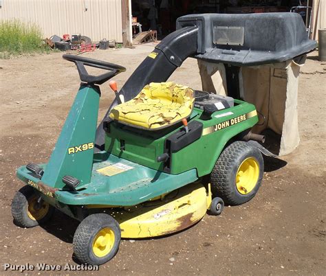 John Deere Rx95 Lawn Mower In Boone Co Item Ep9606 Sold Purple Wave