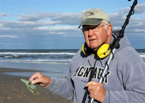 There are some important things to consider before you 1. Prince Charles criticised over metal detector beach ...