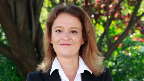 (lrem) who has been serving as secretary of state for social economy in the government of prime minister jean castex since 2020. Olivia Grégoire - La biographie de Olivia Grégoire avec ...