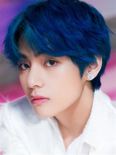 Gerçek adı, doğum yeri ve tarihi, ailesi, yaşı, burcu, boyu, kilosu, en çok beğenilen idollerden biri olması, muhteşem sesi, en. Here Is The Hair Evolution of BTS V - Koreaboo