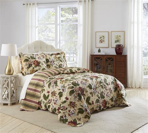 Waverly Laurel Springs Traditional Farmhouse Floral 3 Piece Reversible