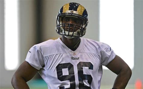 St Louis Rams Angry With Espn Over Michael Sam Shower Story Fanatix