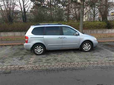 Hier finden sie technische daten, preise, statistiken, tests und die wichtigsten fragen auf einen blick. Kia Carnival Diesel 12 2009;7 Sitzer Leder - tolle ...