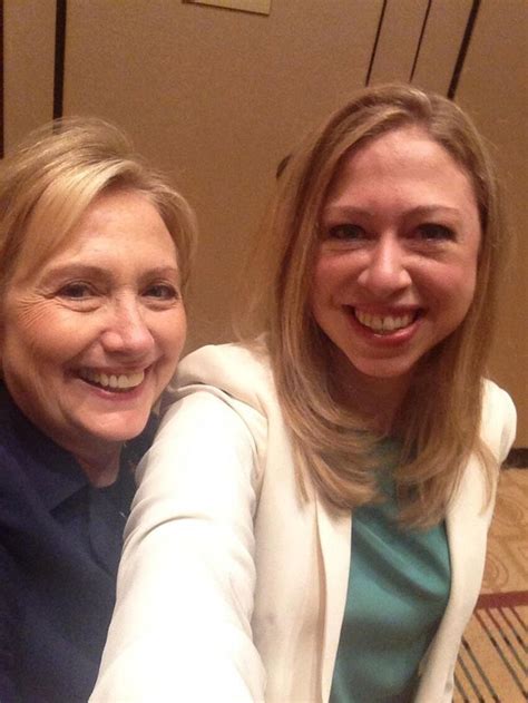 See Chelsea And Hillary Clinton S First Twitter Selfie