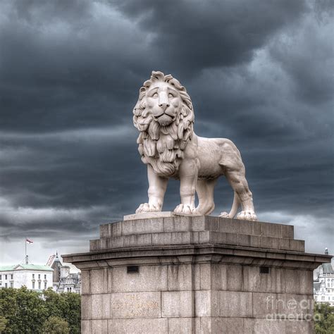 The South Bank Lion Photograph by Chris Blake | Fine Art America